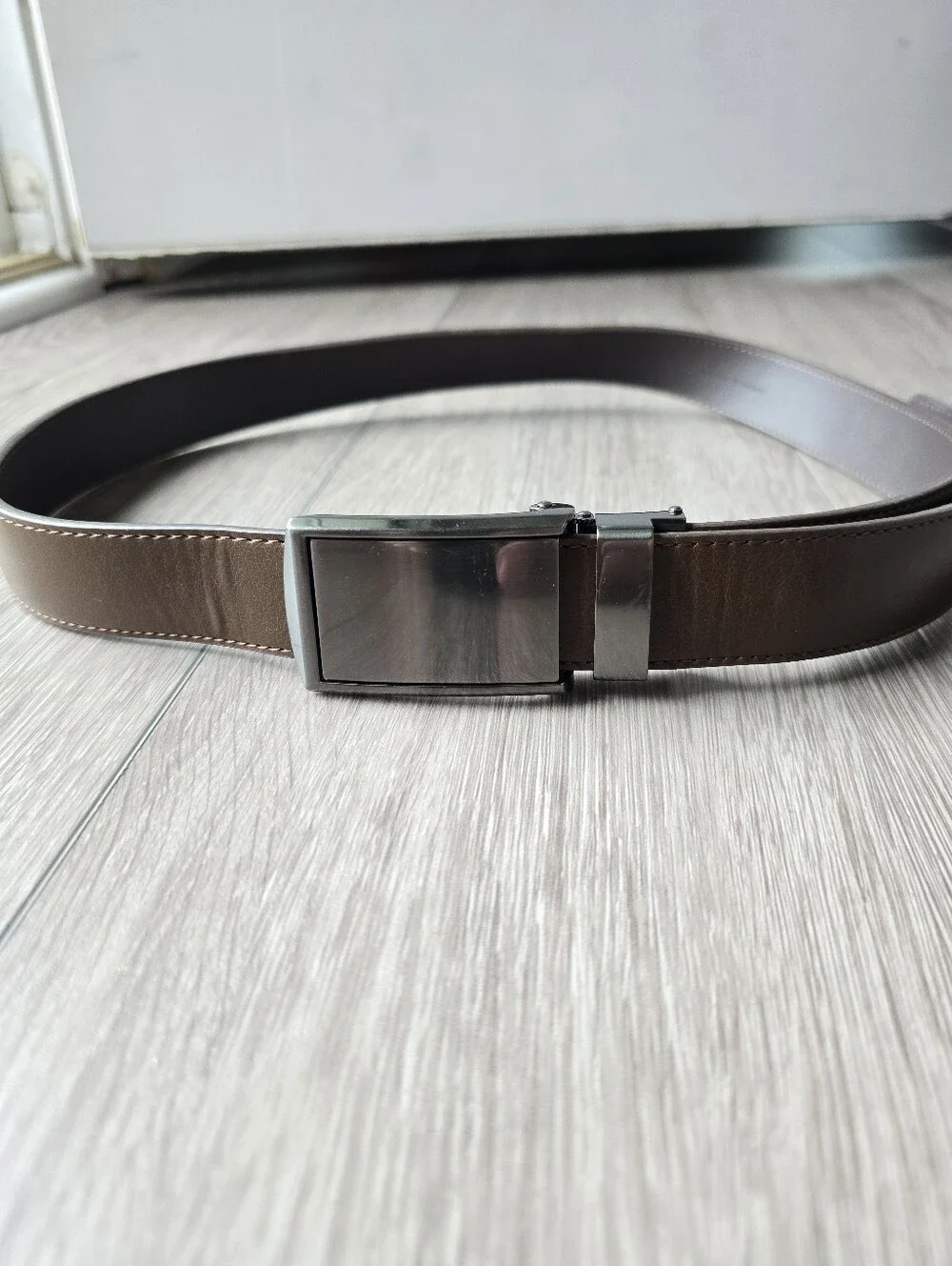 SlideBelts Brown Leather Ratchet Belt Adjustable No Hole Gunmetal Buckle Men's